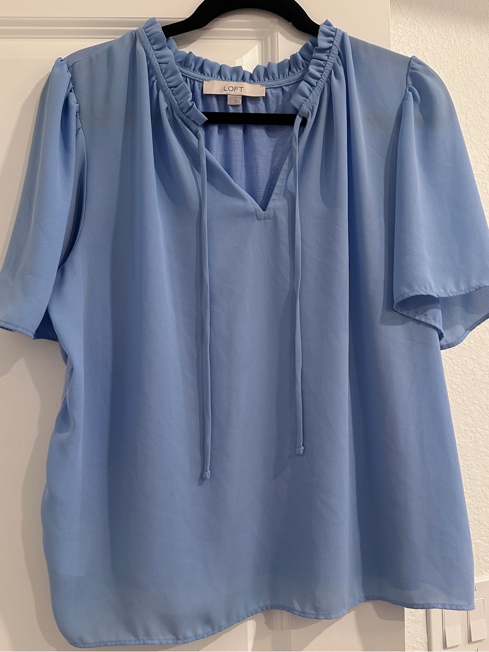 LOFT Periwinkle Blue Ruffle Tie Neck Puff Sleeve Blouse Size L